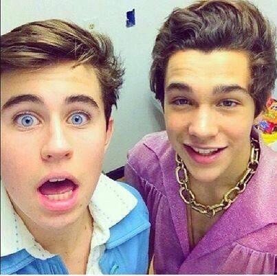 Nash_Magcon02's tweet photo. I've met @ItsMahxneA have you? http://t.co/UR3Ghv4WzK