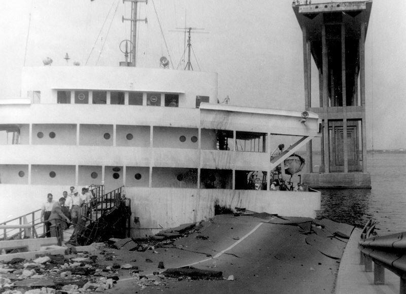 MARACAIBO on Twitter "Antaño Dramática imagen sobre el choque del