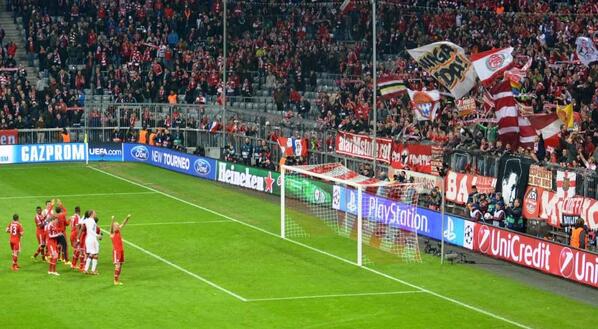 FCBayern's tweet photo. #SUPERBAYERN #SUPERBAYERN HEY HEY! #FCBMUFC 3-1 http://t.co/XcWrX6RCVW