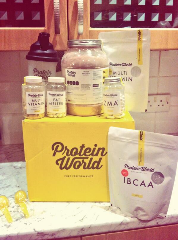 Intensify7's tweet image. Well happy with my @ProteinWorld purchases that arrived today #fitnessmotivation #StrongandClean