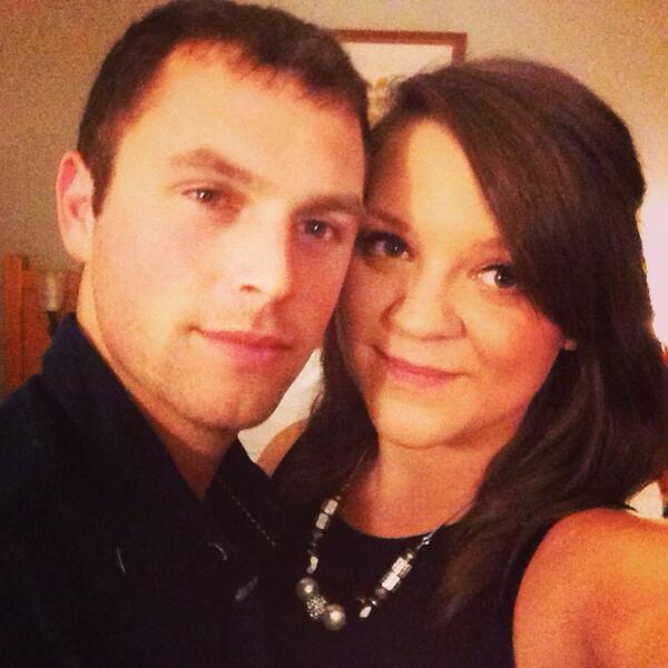 LauraMarieSharp's tweet image. Would be nothing without my boy. Love him millions #my #life