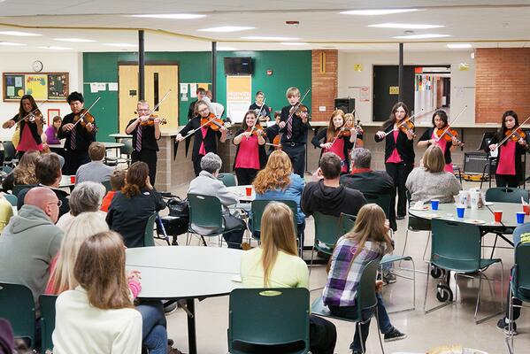 DM Public Schools tweet media