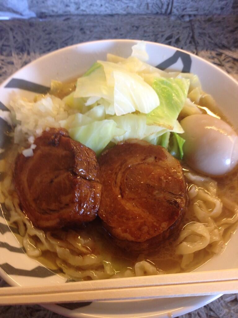 あつし 昨日行ったキングブーの特製ラーメン なんか見たことあるチャーシュー 豚の絵だなーと思ったら豚キングの方でしたか なかなか美味しかったです チャーシューはご飯と共に食べるとなおよし Http T Co Ltyc8igbye あつし 昨日行ったキングブーの特製ラーメン なんか見たことあるチャーシュー 豚の絵だなーと思ったら豚キングの方でしたか なかなか美味しかったです チャーシューはご飯と共に食べるとなおよし Http T Co Ltyc8igbye