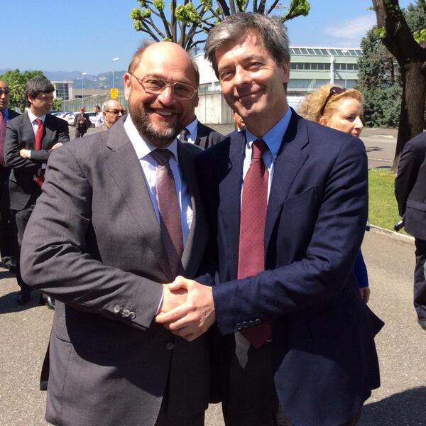 LDomenici's tweet image. un saluto a @MartinSchulz, continua la giornata per @pdnetwork @PES_PSE #knockthevote
Direzione #Pietrasanta