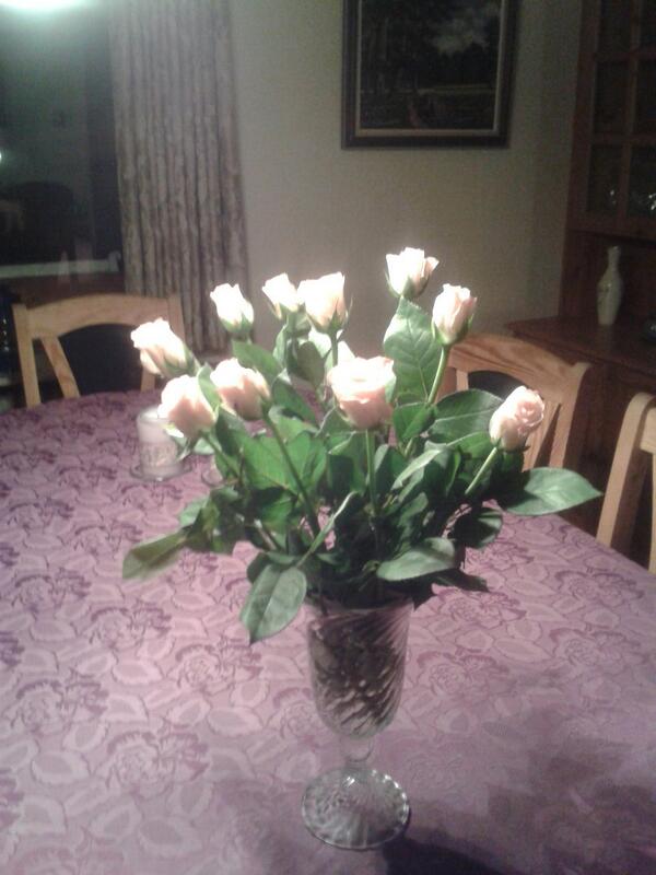 pigen28's tweet image. Flowers from my baby boy ♥