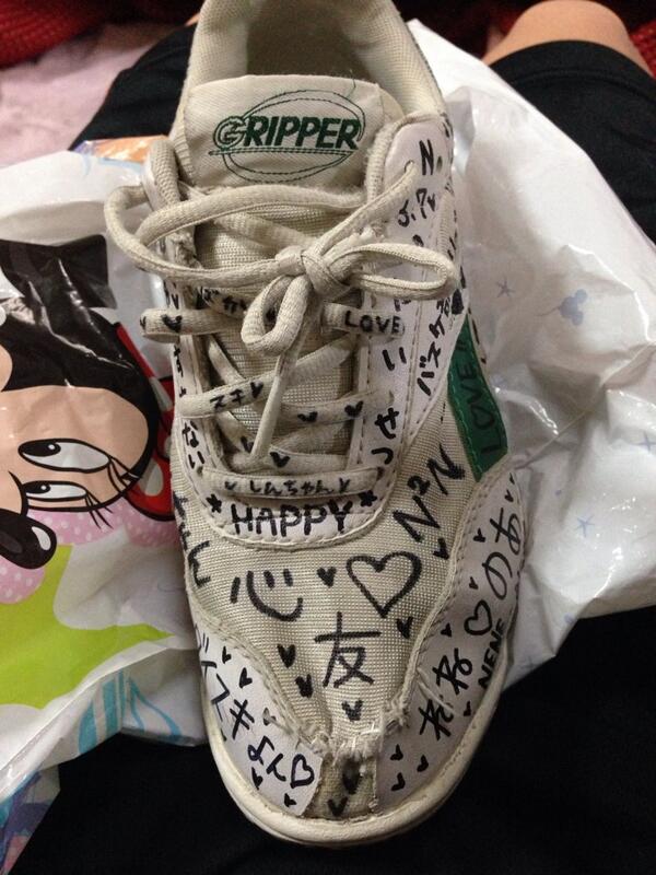 ねね リュックおそろー あとお のあ うわばきーーありがとー 次 上履きあげるのわ卒業式だね笑 Http T Co Lmaqdnh4eu