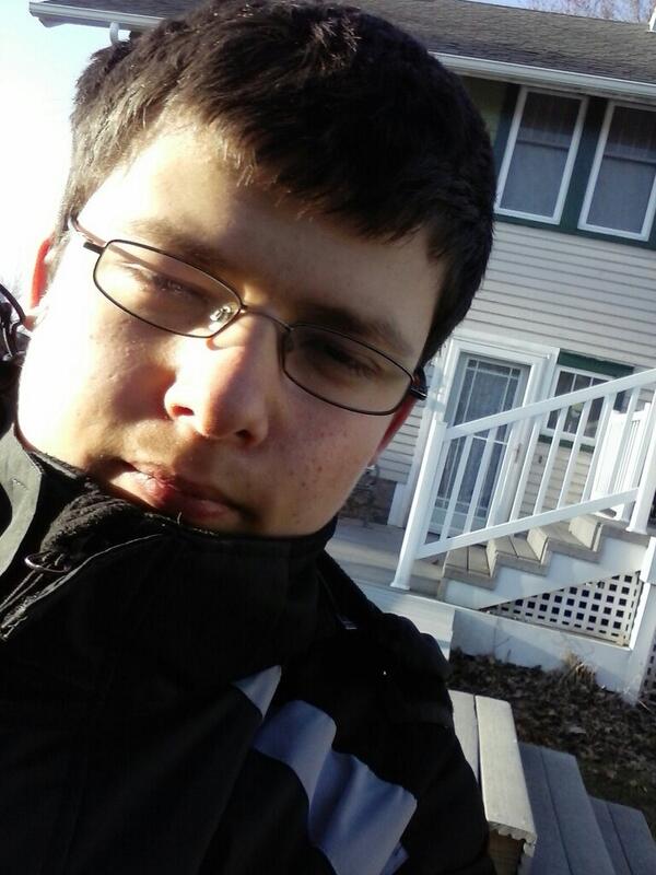 androidhacks1's tweet image. #GlobalSelfie Fennimore. wisconsin