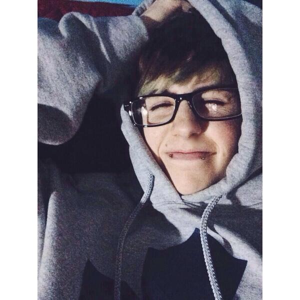 I don't understand how someone can be this cute.