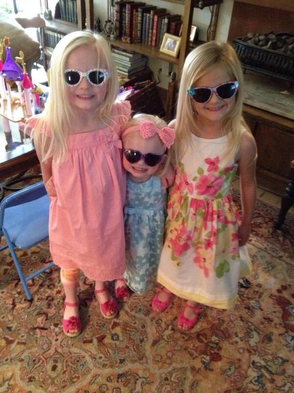 markrmcculloch's tweet photo. Easter 2014 http://t.co/hsPuHjPrZe