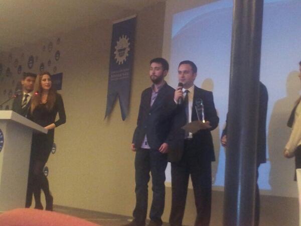 Kadir Has Üniversitesi ödül törenindeyiz.En iyi mobil Uygulama ödülü " İBB CEP TRAFİK" ile İSBAK A.S. gurur duyduk.