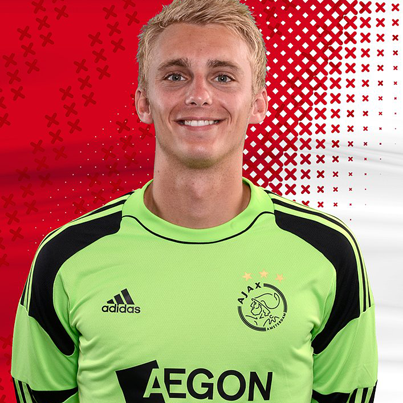 Happy birthday Jasper #Cillessen! Onze doelman is vandaag 25 geworden!