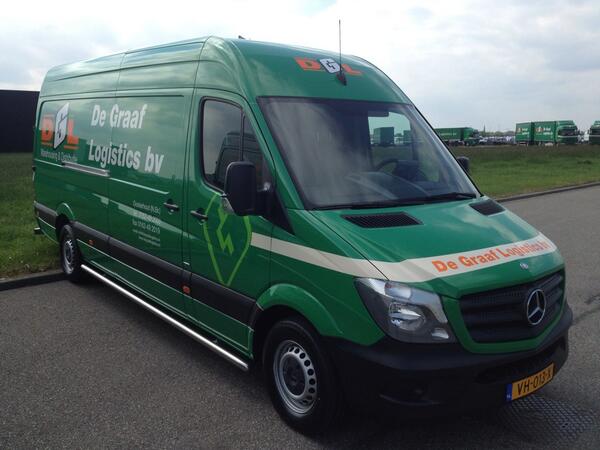 Vandaag 2 nieuwe verlengde Mercedes sprinters afgeleverd. Beide voorzien van EURO 6 motor