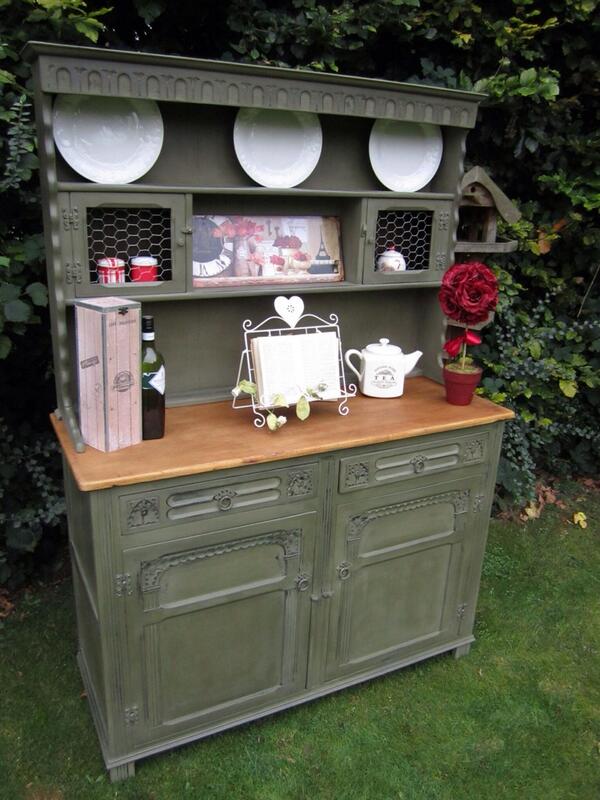 Chic_Conception's tweet photo. Oak Hand Painted Welsh Dresser - £245.00 #AnnieSloan #furniture #paint #restoration http://t.co/6m7NMnJKYZ
