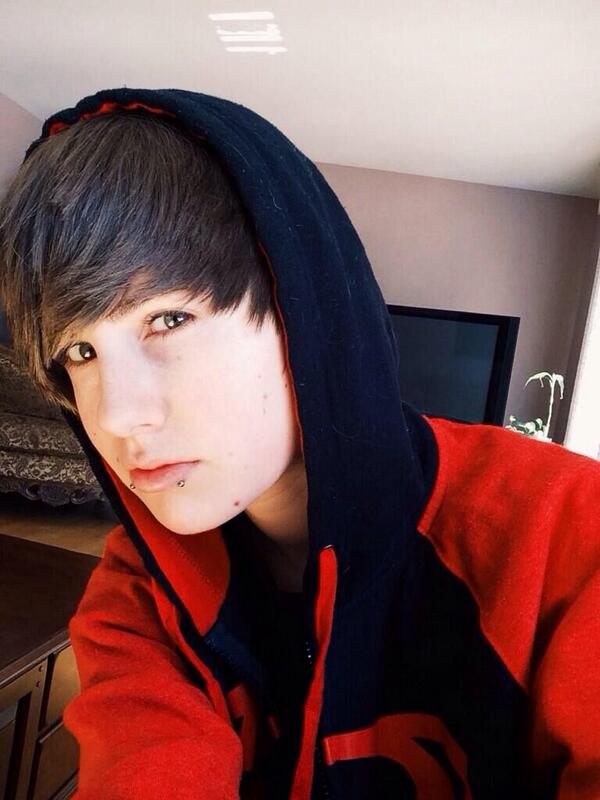 Bieber hair jokes are coming back