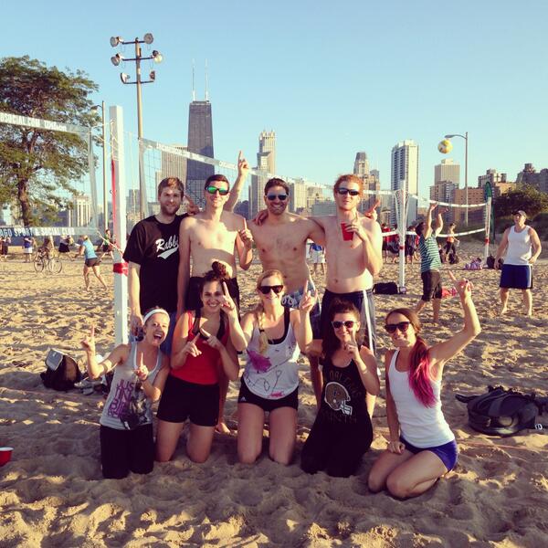 HopThePond's tweet image. You'll make many new friends during a #J1 summer! Keep in touch by using this U.S. phone plan: ow.ly/w2Ghg