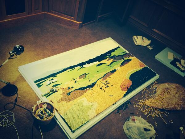 amberbrownone's tweet photo. Making progress on my favourite piece of artwork. 20,000 golf tees. #golf #golftees #art #ab1 http://t.co/xsCzSjOwjW