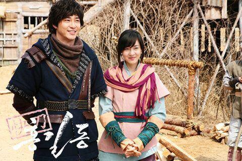 11always's tweet photo. @QD_gildong 오랜만입니다. 정말 없어져 버리나요? 놀라고 있습니다 ㅠㅠ 동료와 함께 가려구요? 그래도...꼭 오셨으면 좋겠어 ‼︎ 오늘은 어머니 제삿날이었으니까...왠지 쓸쓸하네ㅠ꼭... 돌아오고 ‼︎ http://t.co/XmymU2K7dk