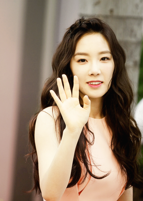 Bl1UgpmCAAIhzVb.png:large