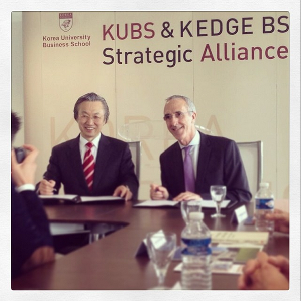 KedgeBS's tweet image. Korea University Business School &amp;amp; #kedgebs sign a strategic alliance: kedgebs.com/en/kubs #KUBS