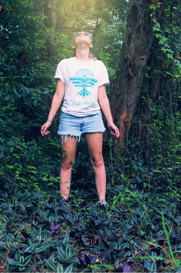 Aimhighart's tweet photo. Promo shoot with K Bonilla #aimhighart #photography #tshirt #tee #design #graphicdesign #art #artist #nature #spirit http://t.co/h1FfEmDvVq