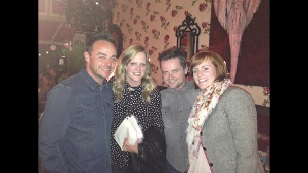 MeghanNeale's tweet photo. @antanddec my sister just met you, so lucky! Heard you liked the card I did for my mum though 😊 http://t.co/Gx5kJcUmRs