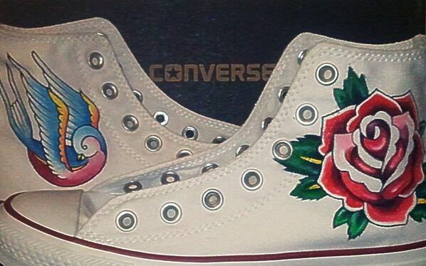 Robertissssima's tweet image. #CustomYourStyle #Converse #Shoes #Painting #Art #OldSchool #Colours