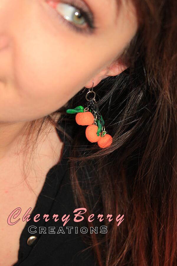 CherryBerryCS's tweet image. When life gives you lemons, get a bottle of tequila! 
When life gives you Oranges don't worry be happy!