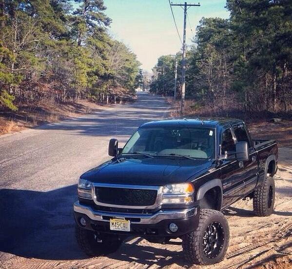 Truckpicsdaily's tweet photo. #Gmc http://t.co/FyHUMGJkYC