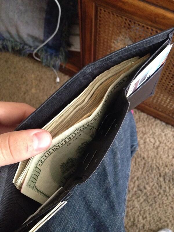 Jwhitlock520's tweet photo. I got a new hobby.. Collecting U.S. Currency http://t.co/PGGFVlatju
