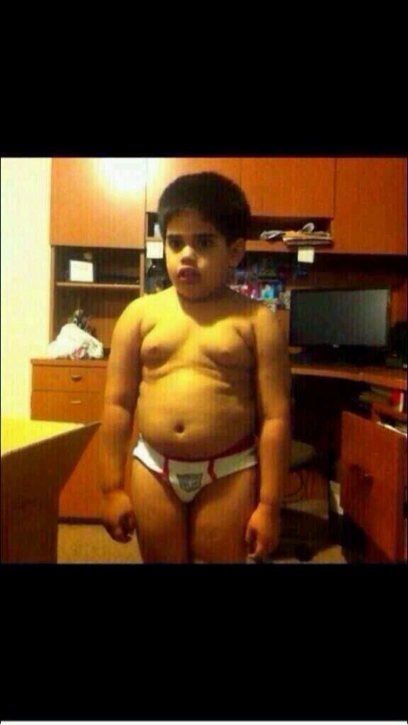 StumblerVideos's tweet photo. Me when I realize its almost swimsuit season http://t.co/c0b72SAbjY