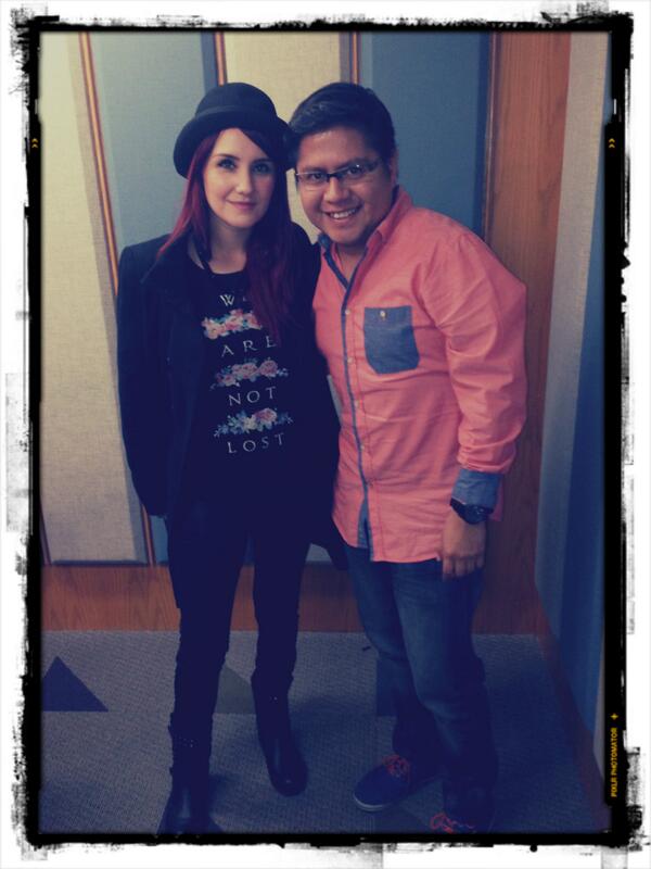  Dulce Maria. [11] - Page 18 Bl2cH5xCcAABaZf