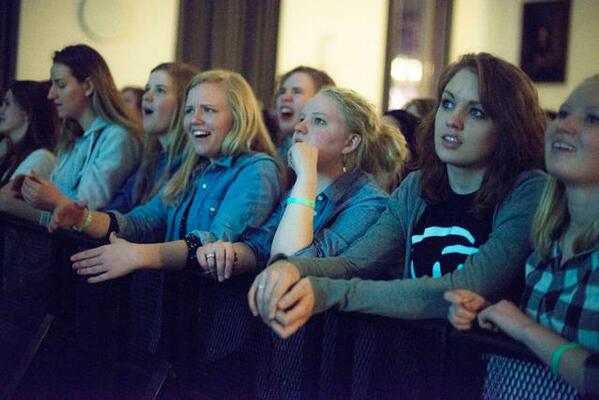 AdsMoen's tweet photo. #UMN students react to the absense of Ben Beach on the #SpringJam2014 concert ticket #Beachfactz http://t.co/onv0NDOEV5