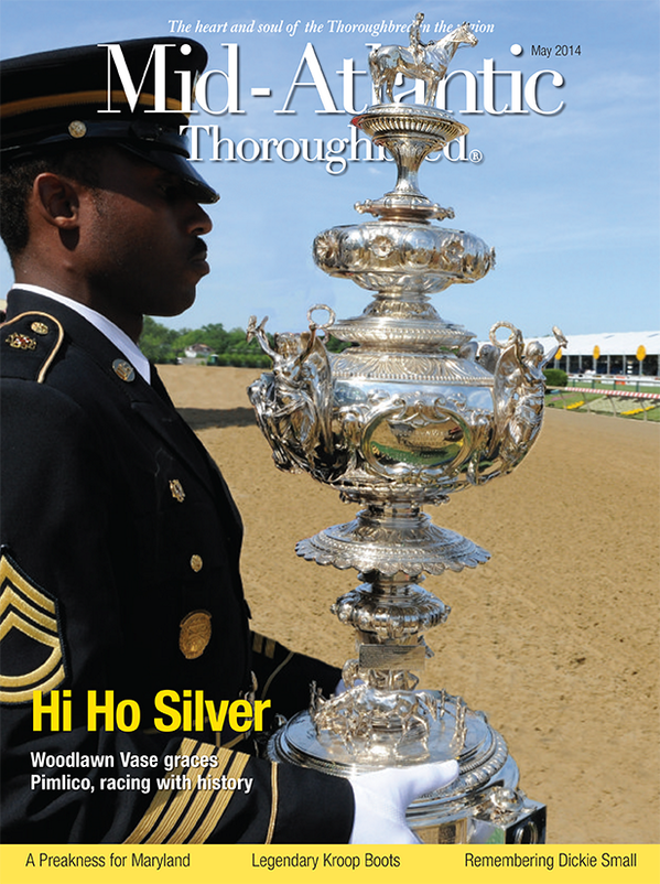 MidAtlanticTB's tweet photo. #MATMay 2014: The Woodlawn Vase and a stone-serious guard represent the pageantry and history that is the #Preakness. http://t.co/6ObknUbF53