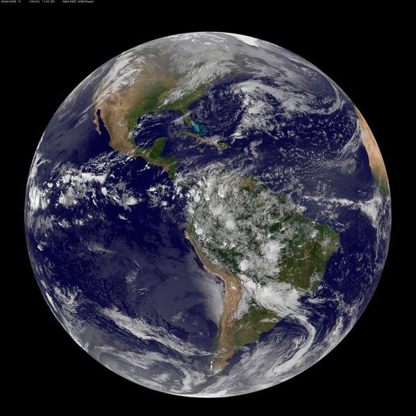 jillianeadams's tweet photo. Happy 🌎 Day! ❤️ "@BostonDotCom: 18 amazing photos in honor of #EarthDay http://t.co/0NnKAlBrND http://t.co/RM1bxJeRSi”