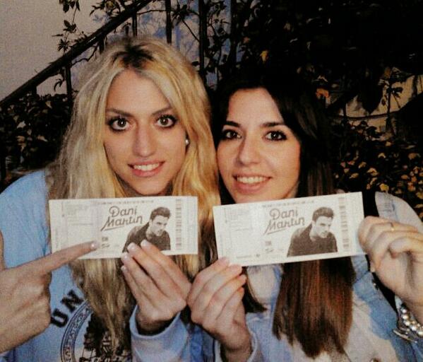 albambs's tweet photo. @_danielmartin_ Te esperamos con muchas ganas en Granada!! :) ♥♥♥ #17Mayo @Bei_mr http://t.co/J8T5oLUO7C