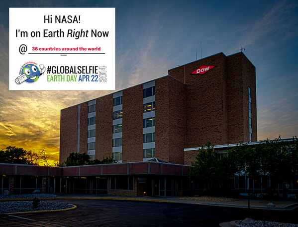 DowNewsroom's tweet photo. Happy #EarthDay from Dow’s HQ in Michigan &amp; our 200+ locations around the world! #GlobalSelfie @NASASocial http://t.co/9QMTtQnqU4