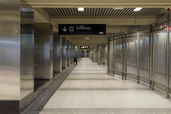 LoriMichelle02's tweet photo. Photo: Rare moment (almost) alone in a #Toronto #subway station. #DownsviewStation #endoftheline #photography http://t.co/CnWVN3HO9H