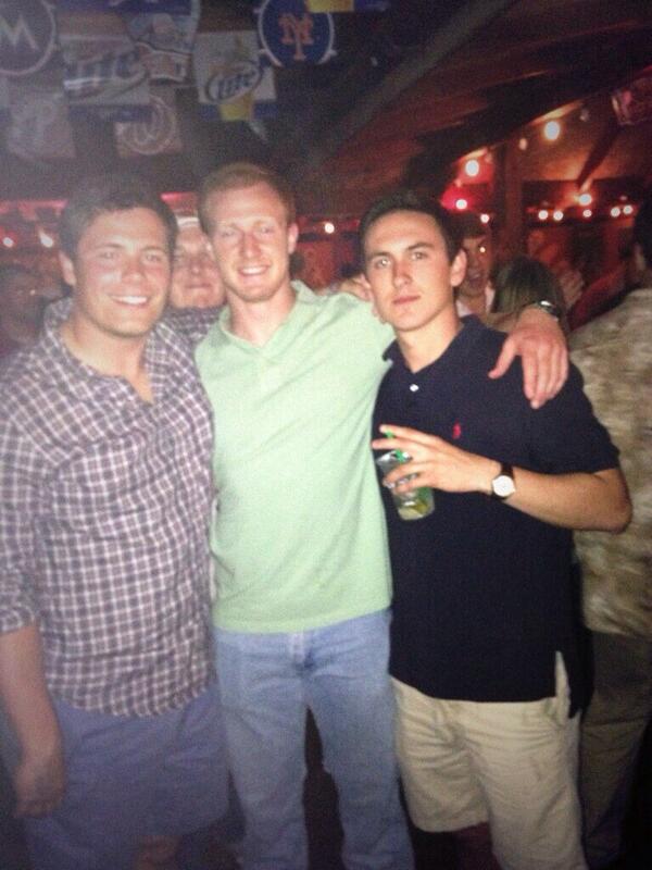 UARKhotties18's tweet photo. "@dylanschmidt5 @Bryan_tree_bear @AnthonyLinken 
So ready to rage with these guys in the UofA! Frat" http://t.co/cSA7tsSRt5