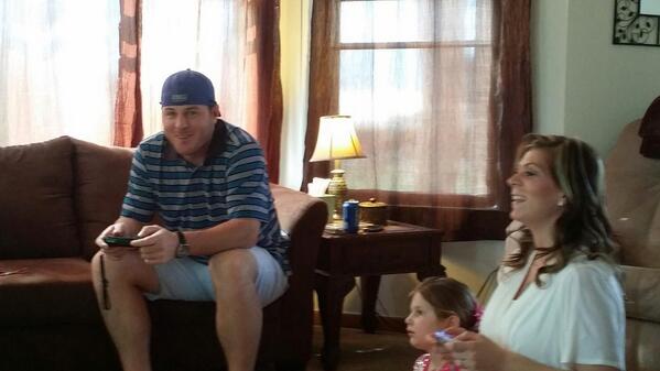 Video games with my sis like old times on Easter!! I win :)