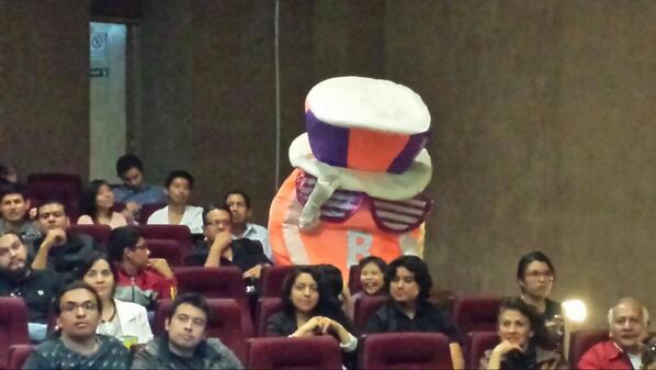 hackwisemx's tweet image. Mr. Bitcoin in the #bitcoin conference Mexico City , @BitPay you guys rock!!!