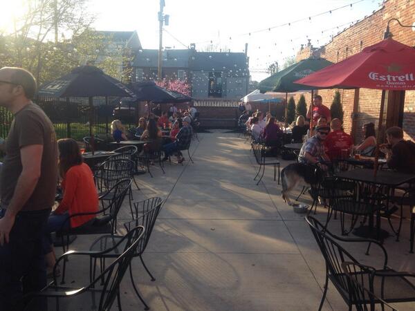 MERSGoodwill's tweet photo. Great weather to enjoy @RogueAles at @ItapSoulard when you donate! Then get great food at @EPICstlouis #Pants4pints http://t.co/XDM9Lva2Oe