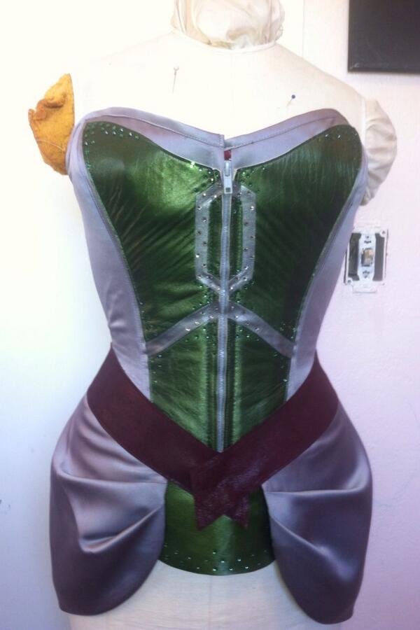 SueNice's tweet photo. Boba Fet- SHOWGIRL! http://t.co/QTVcn2IKtg