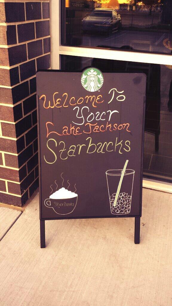 SiennaGeorge's tweet photo. Opening day at the Lake Jackson starbs!! Wish you were here @Johnson_Kait @rach7elizabeth http://t.co/8tSqfUbe4n
