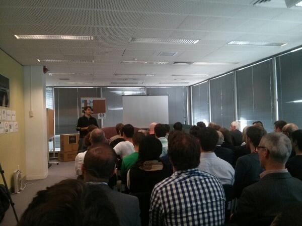 ben_r's tweet image. Serendipity - in Wgtn on a short break coinciding with #LightningLab lunch event - progress bodes well for demo day!