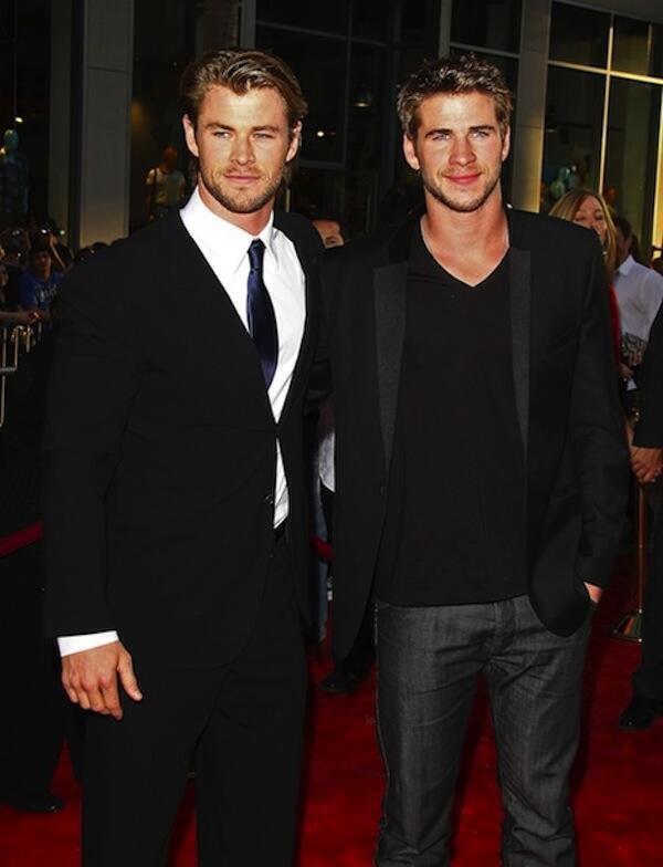 tbhplzdont's tweet photo. and then God said, let there be the Hemsworth Brothers 😍 http://t.co/RRAYBQug1K