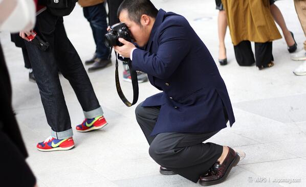 WAPSMAG's tweet photo. [WAPS/PAPARAZZI]
닥터마틴 아드리안과 넥타이로 스타일링 하신 포토그래퍼 고훈철님이십니다.
#PAPARAZZI #WAPS 
http://t.co/zsyAxydk0C http://t.co/6CMZwJt8mA