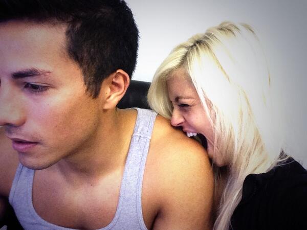 itsnikkib's tweet photo. Someone's not paying attention to meeeeeeeeeeeeeee #ibiteyou http://t.co/XWjV0PjgXL