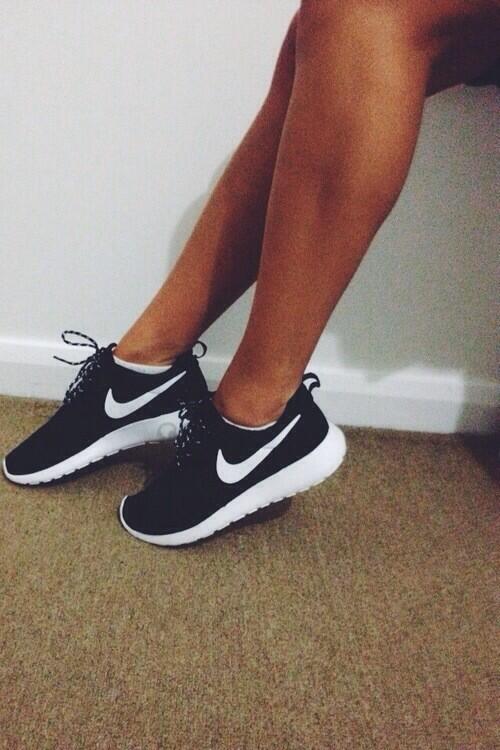 nike roshe run women tumblr