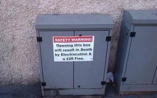 TheDaredevil's tweet image. Possibly the best sign in the world.