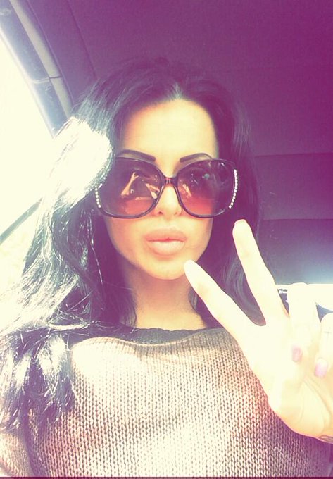 Sun is out shades are on :) http://t.co/csOz2VrTLD<a href="/tag/letsdothis"class="tags"><span>#letsdothis</span></a>